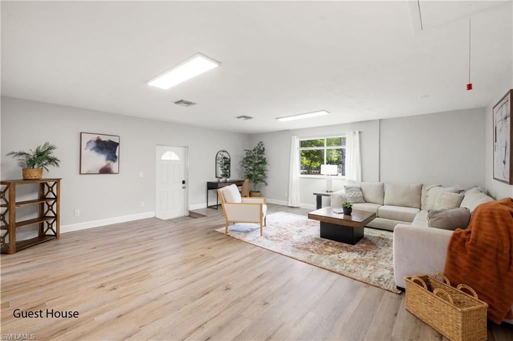 GOLDEN GATE ESTATES - Residential