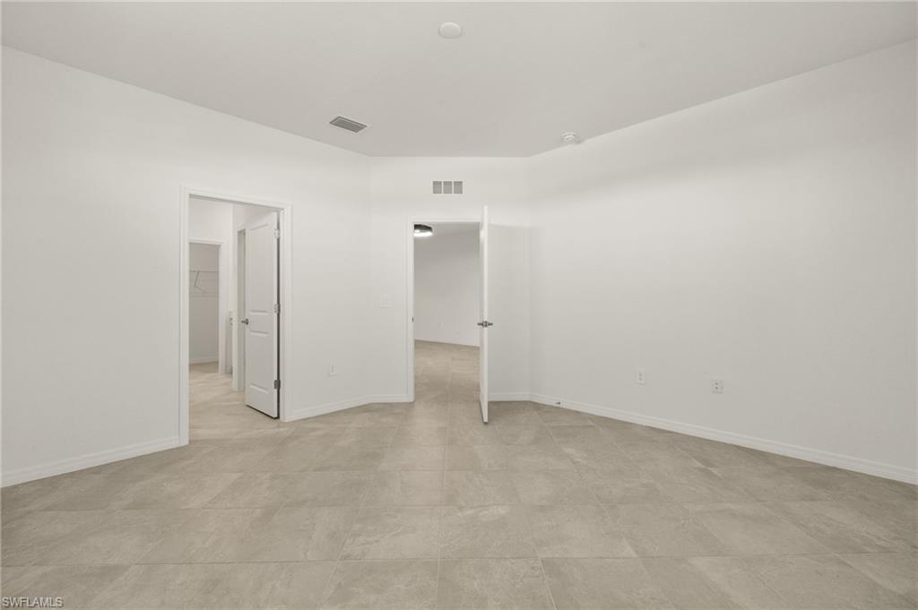 TUCKERS COVE - Residential Lease
