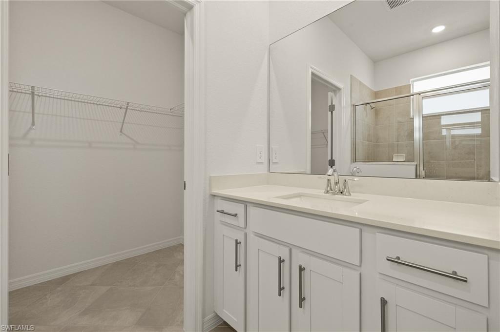 TUCKERS COVE - Residential Lease