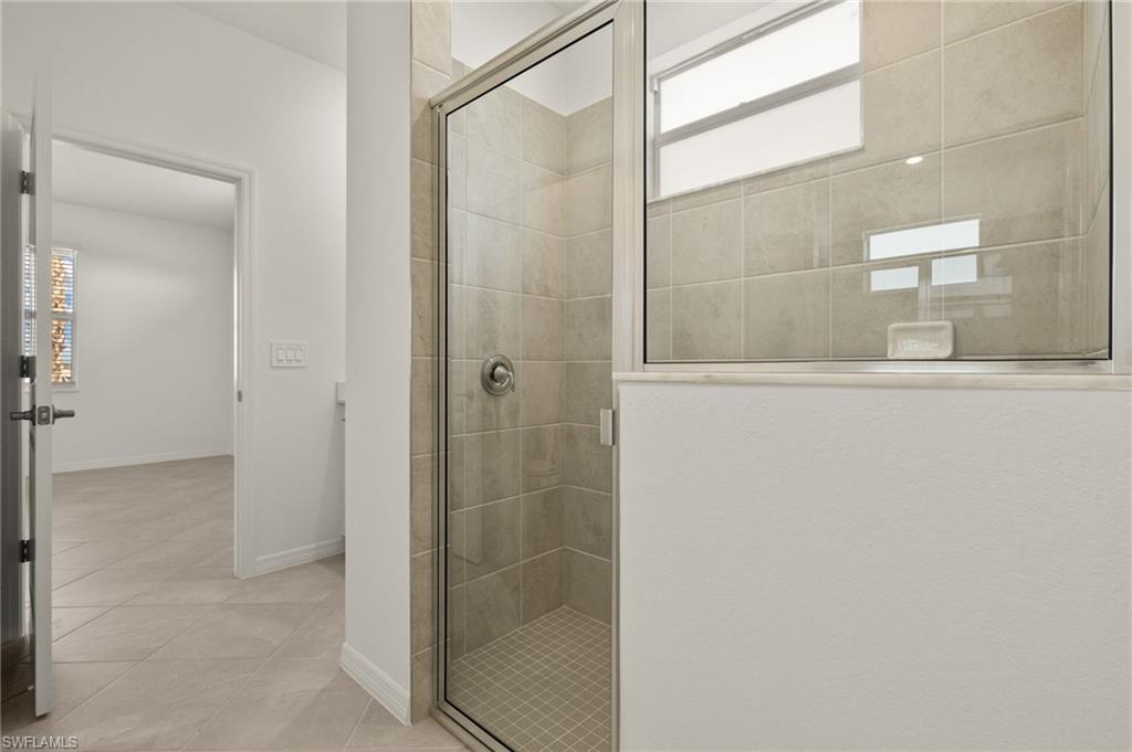 TUCKERS COVE - Residential Lease