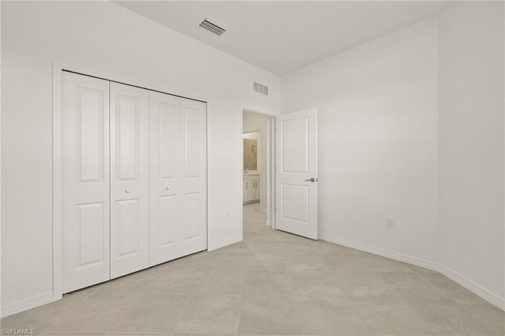 TUCKERS COVE - Residential Lease