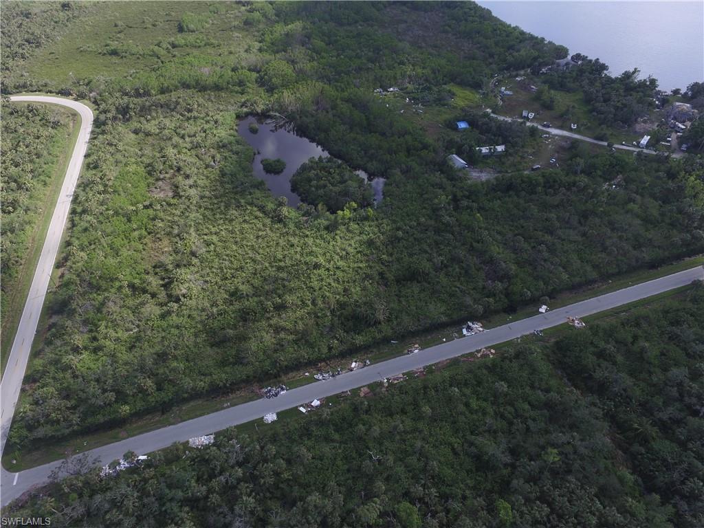 ACREAGE - Land