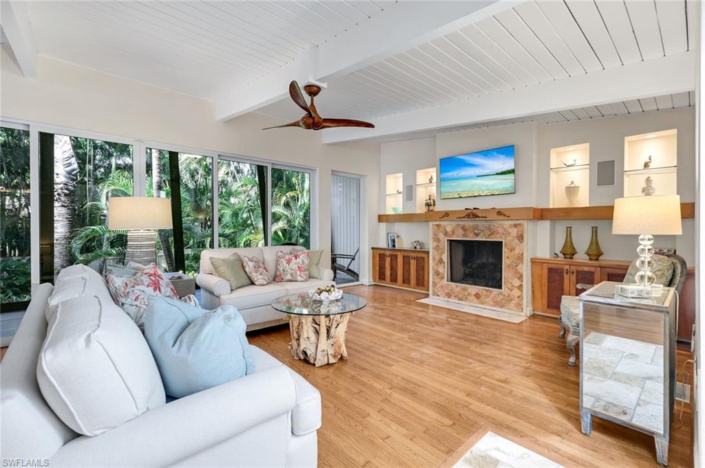 OLDE NAPLES - Residential Lease