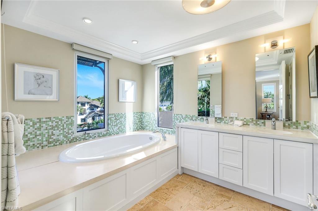 OLDE NAPLES - Residential Lease