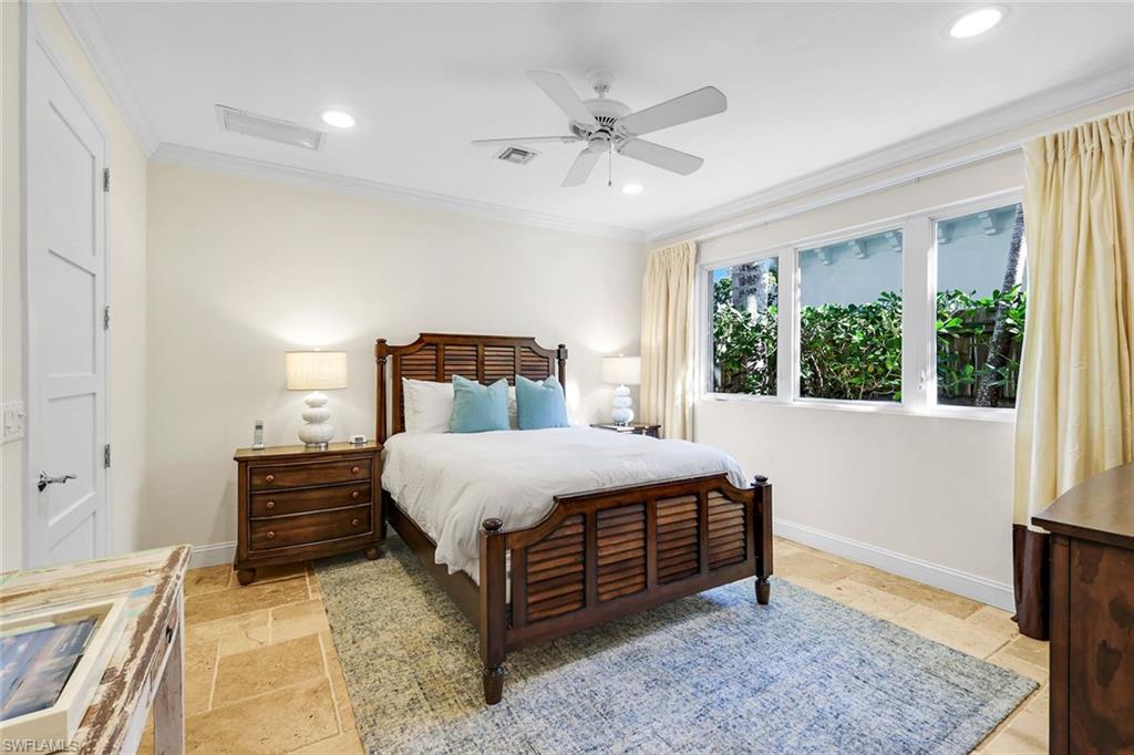 OLDE NAPLES - Residential Lease