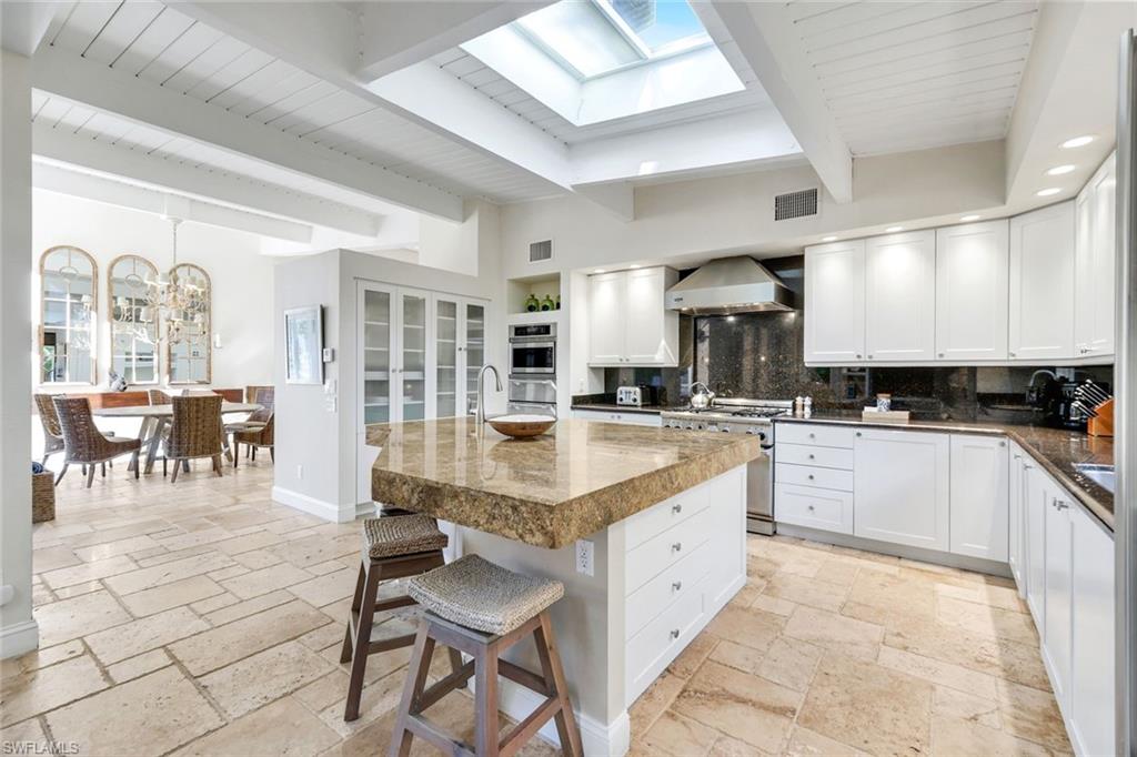OLDE NAPLES - Residential Lease