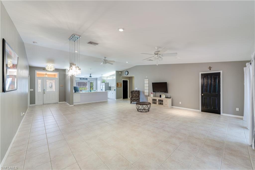 LAUREL OAKS - Residential