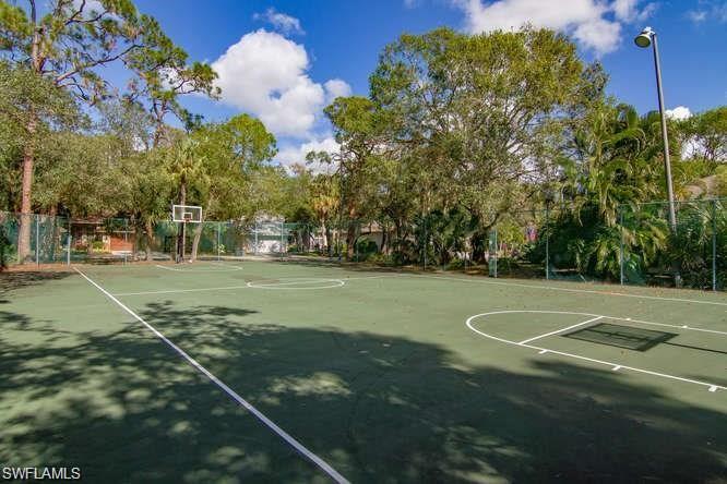 LAUREL OAKS - Residential