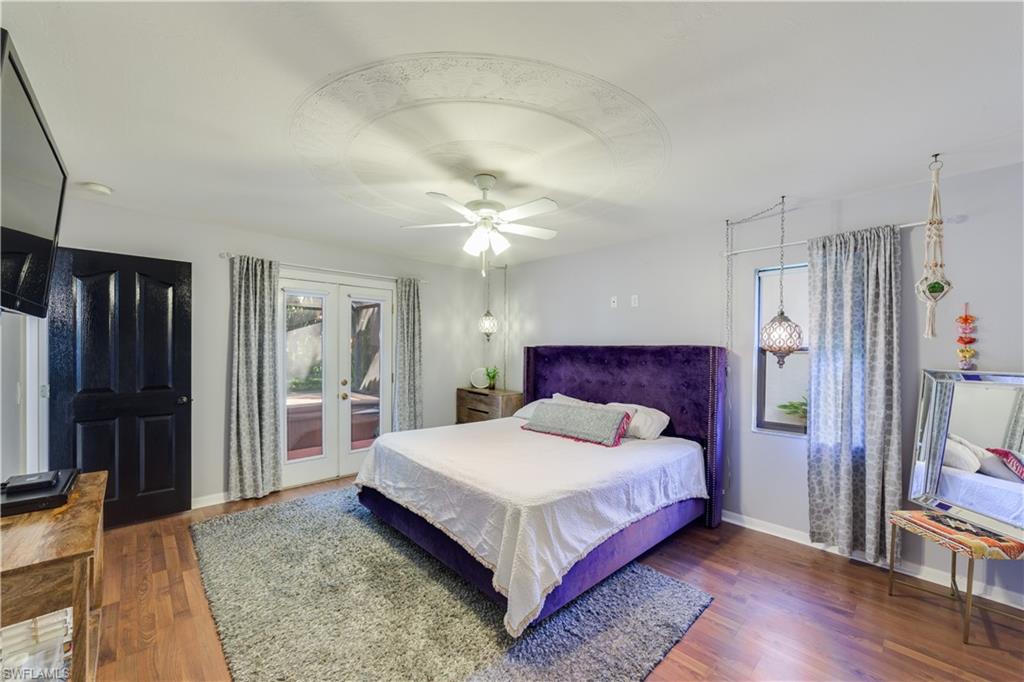 LAUREL OAKS - Residential