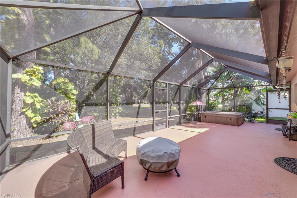 LAUREL OAKS - Residential