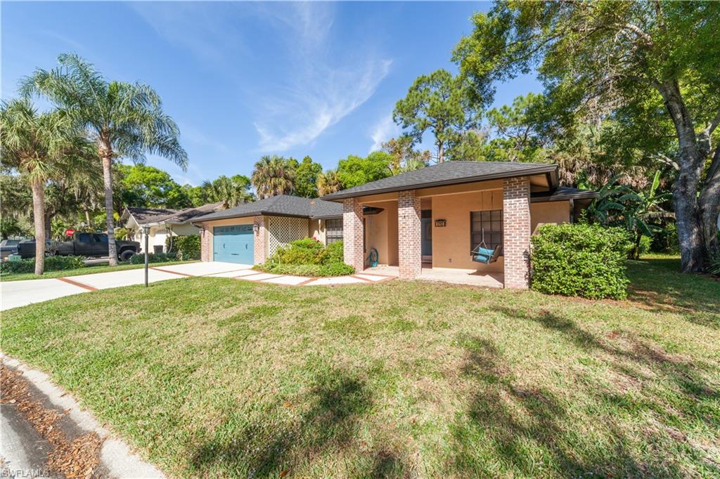 LAUREL OAKS - Residential