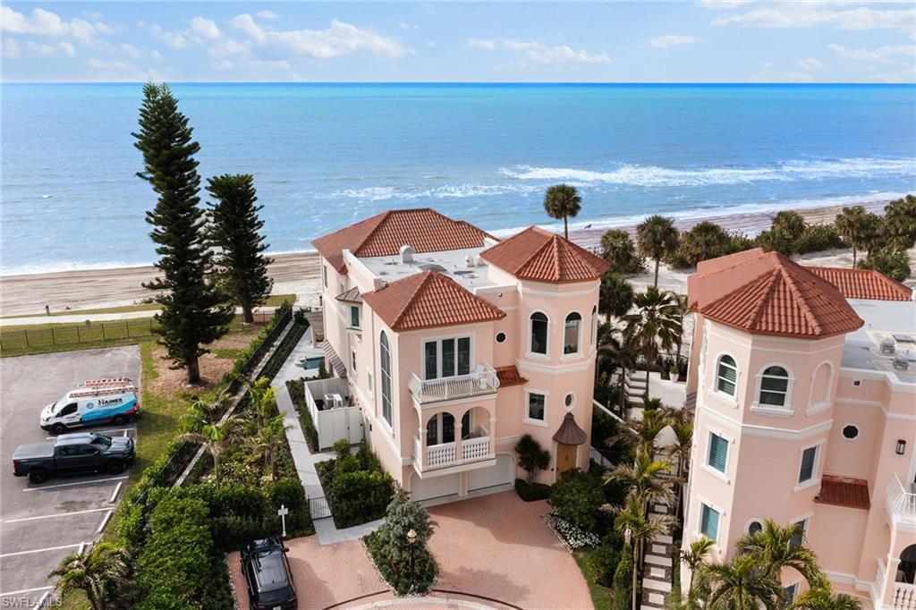 PARK SHORE - Residential