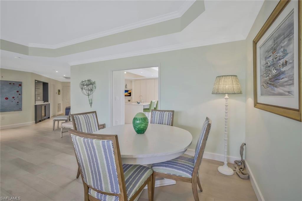 CRESCENT - Residential