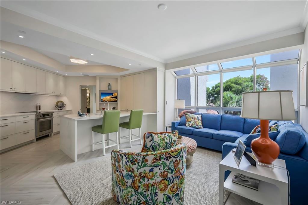 CRESCENT - Residential