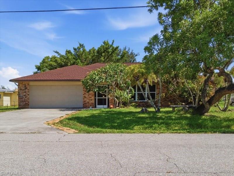 FORT MYERS SHORES - Residential