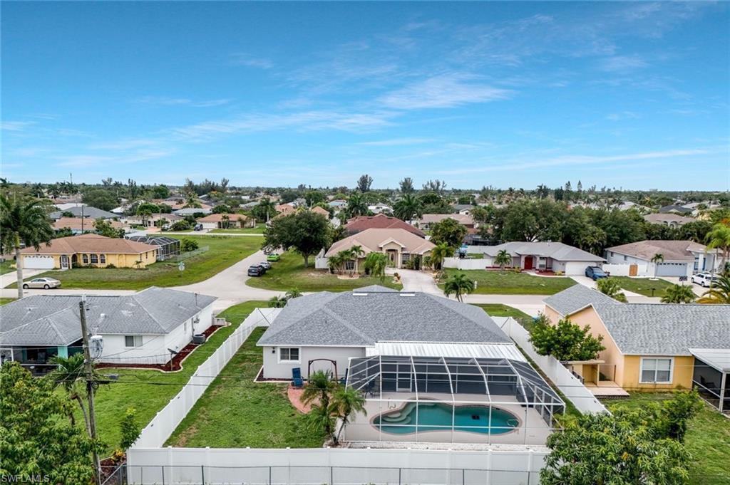 CAPE CORAL - Residential