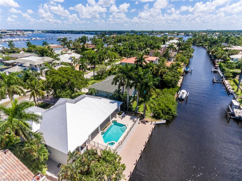 AQUALANE SHORES - Residential