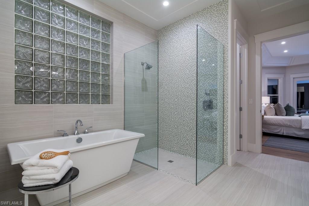 AQUALANE SHORES - Residential