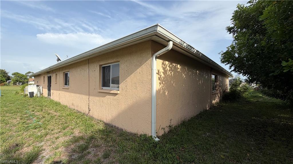 CAPE CORAL - Residential