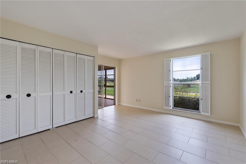 LAKEWOOD VILLAS - Residential