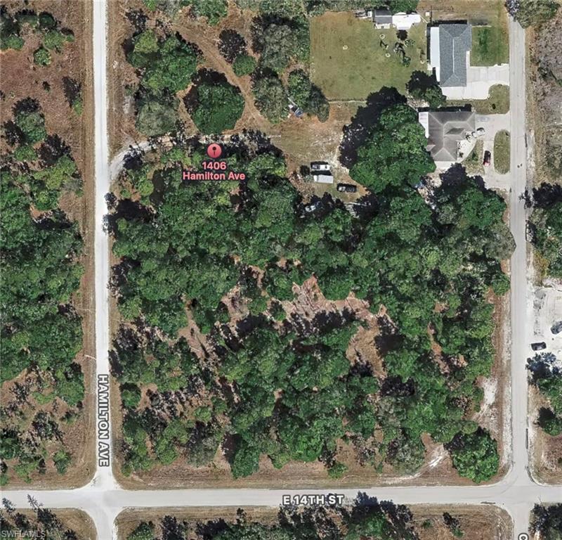 LEHIGH ACRES - Land