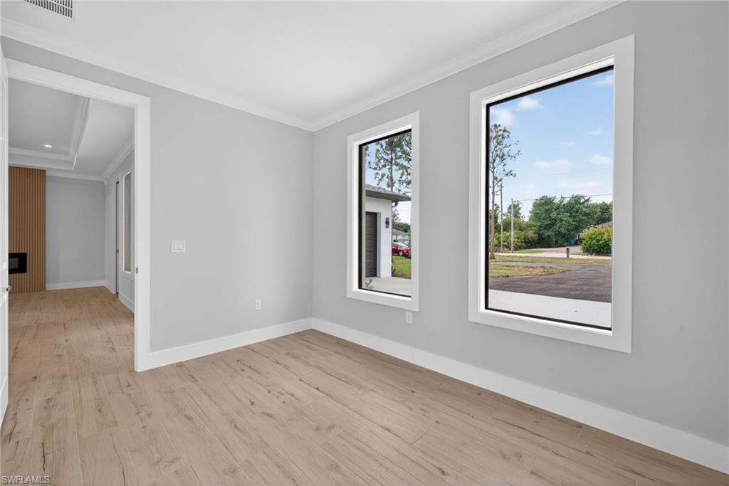 GOLDEN GATE ESTATES - Residential