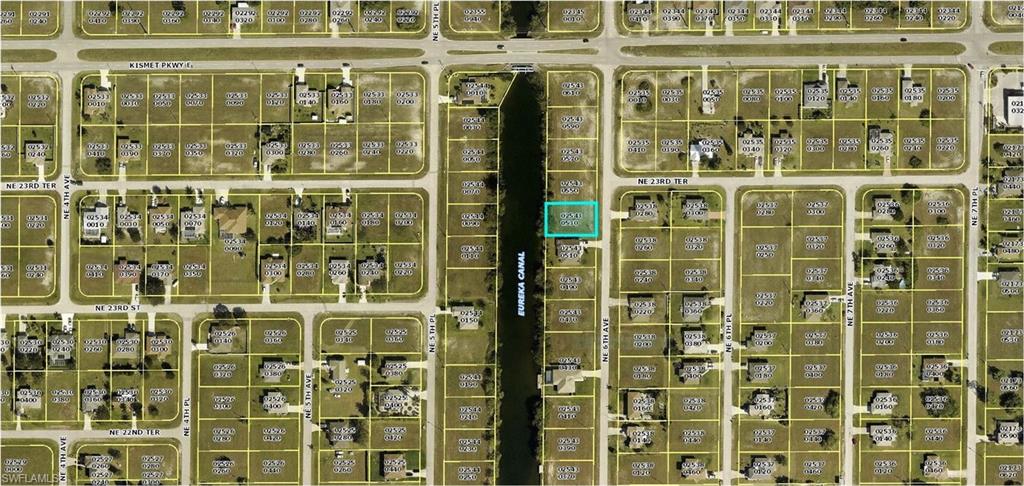 CAPE CORAL - Land