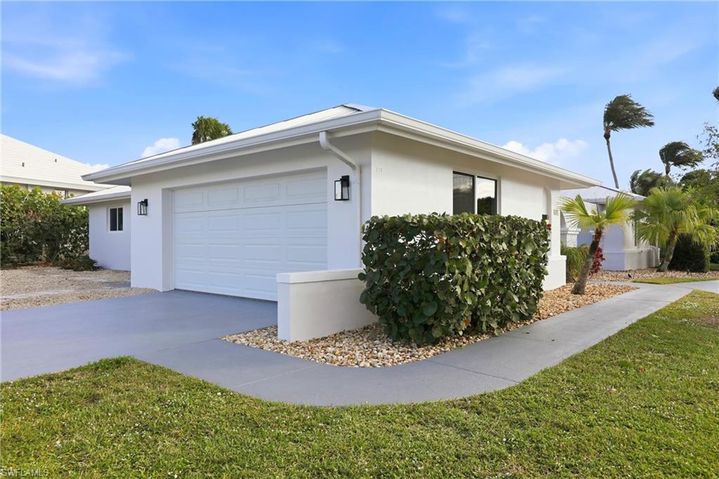 MARCO BEACH - Residential Lease