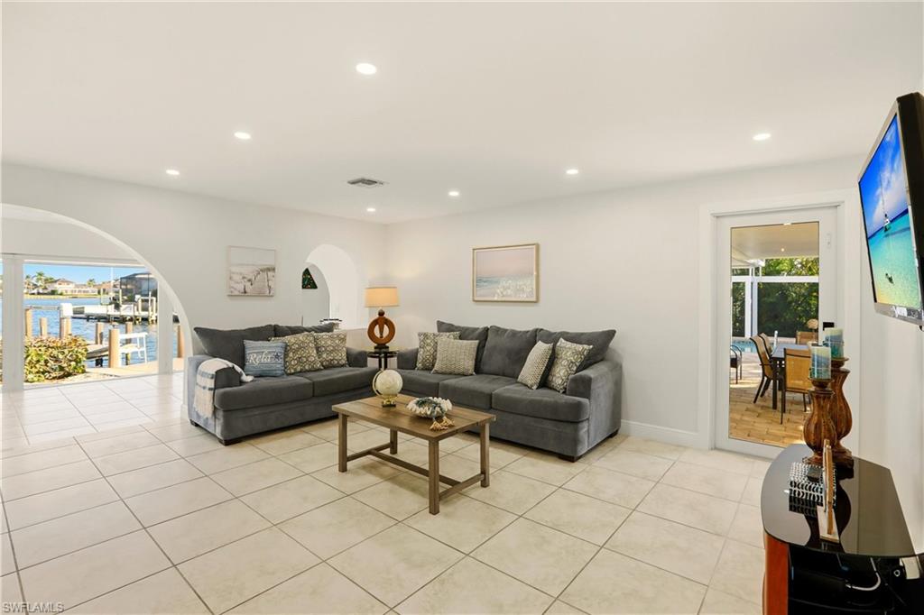 MARCO BEACH - Residential Lease