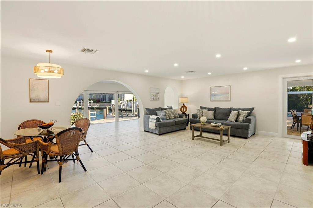 MARCO BEACH - Residential Lease