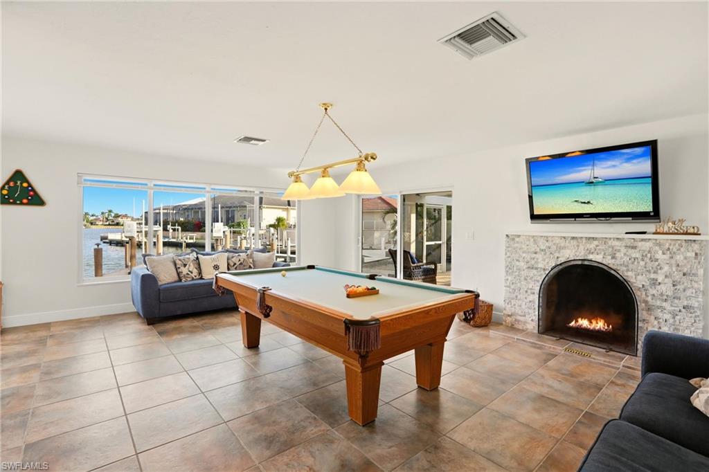 MARCO BEACH - Residential Lease