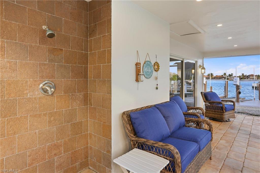 MARCO BEACH - Residential Lease