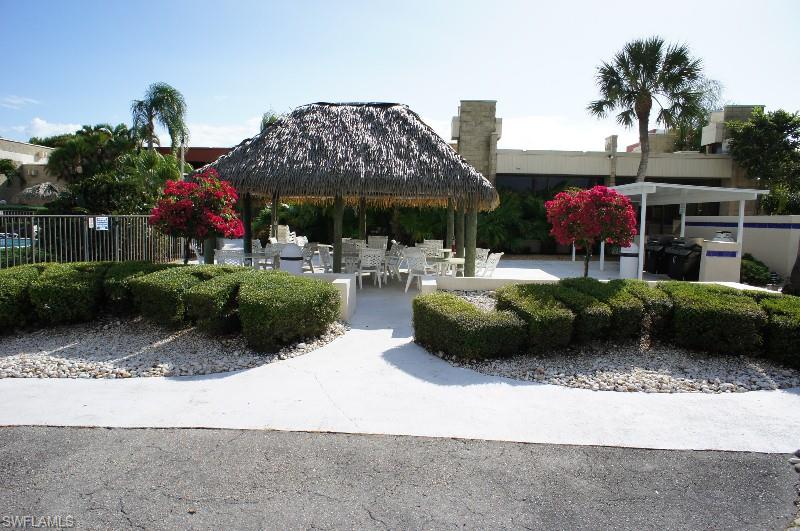 SEVEN LAKES - Residential