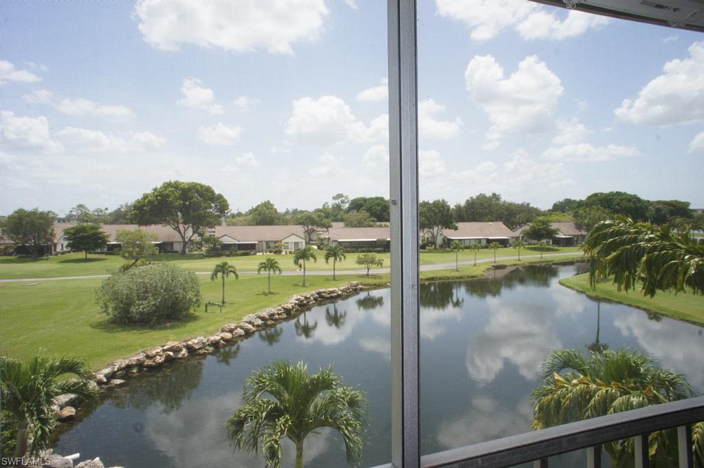 SEVEN LAKES - Residential