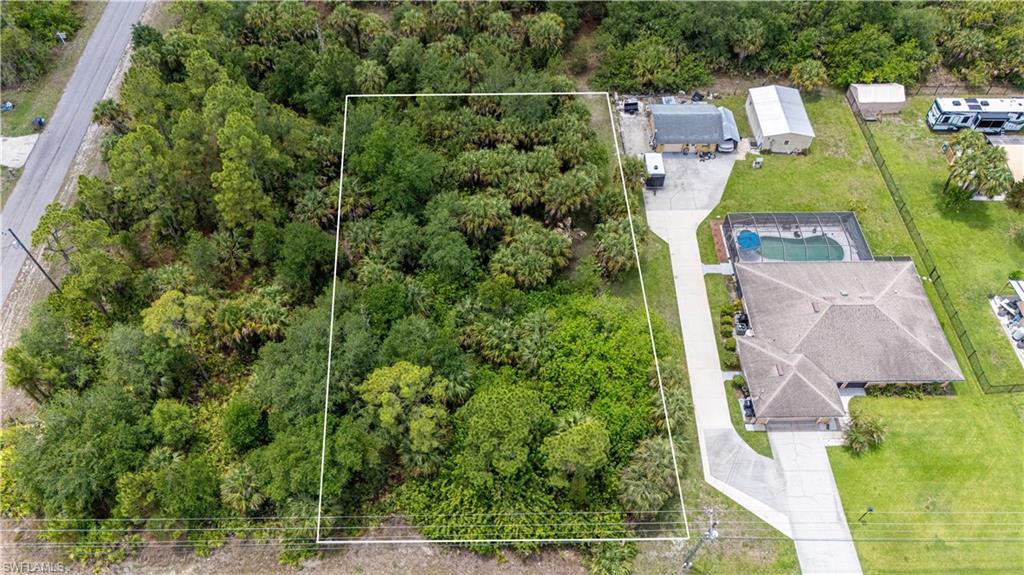 LEHIGH ACRES - Land