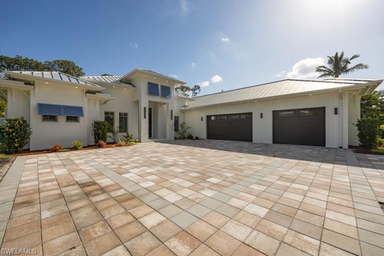 LOGAN WOODS - Residential