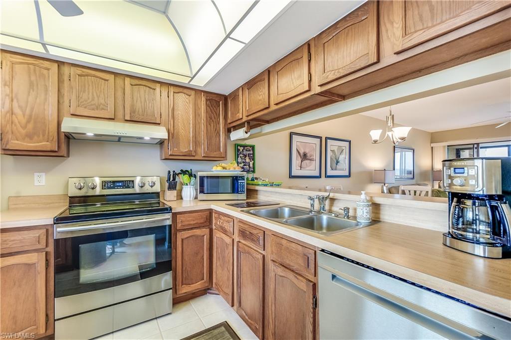 BAY VILLAGE CONDO - Residential
