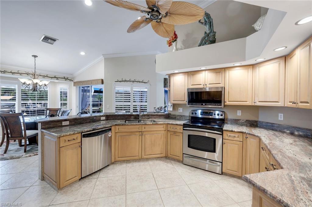 MARCO ISLAND - Residential