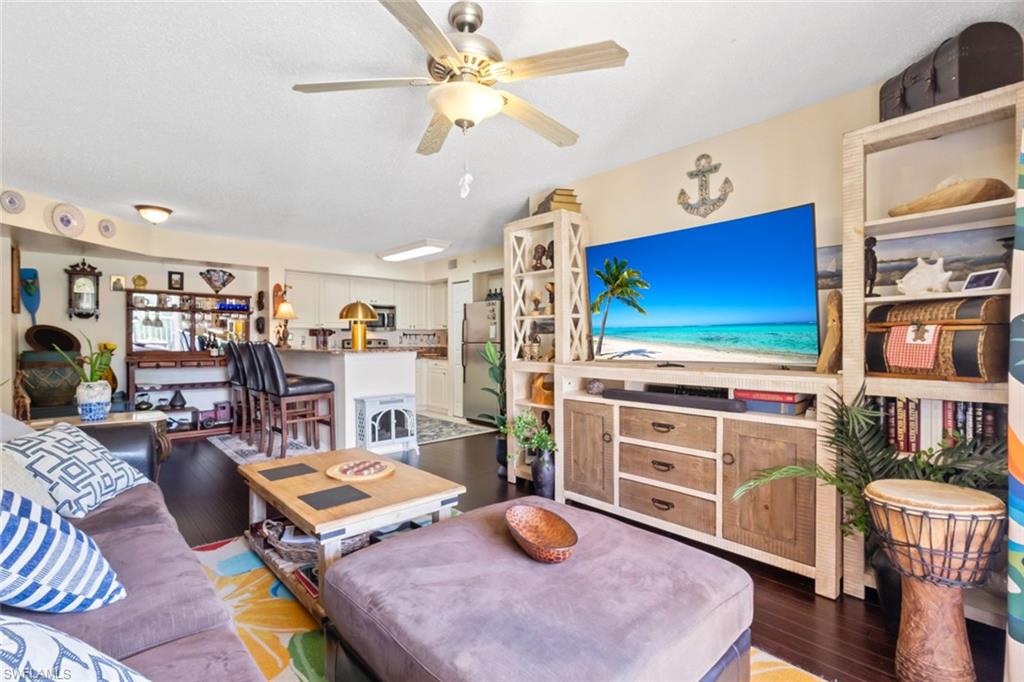 THE ENCLAVE AT NAPLES - Residential Lease