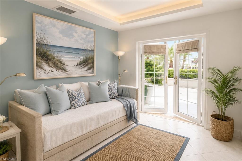 BILTMORE AT BAY COLONY - Residential