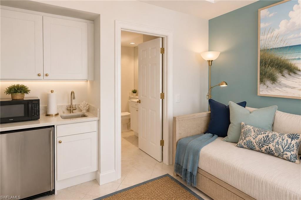 BILTMORE AT BAY COLONY - Residential