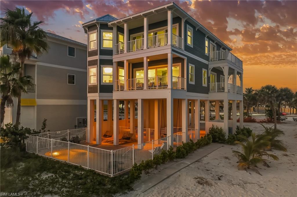 CRESCENT BEACH - Residential