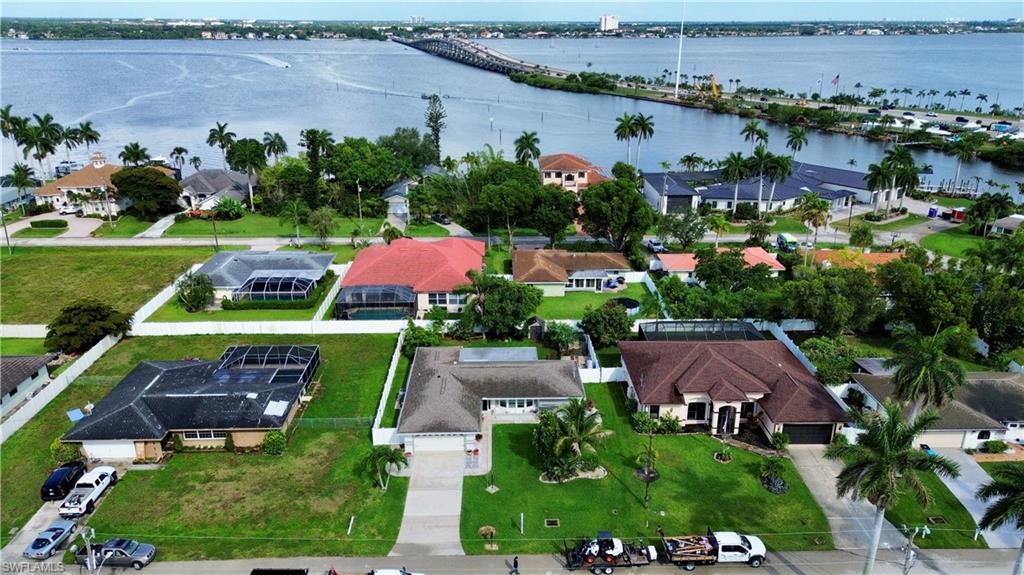 CAPE CORAL - Residential Lease