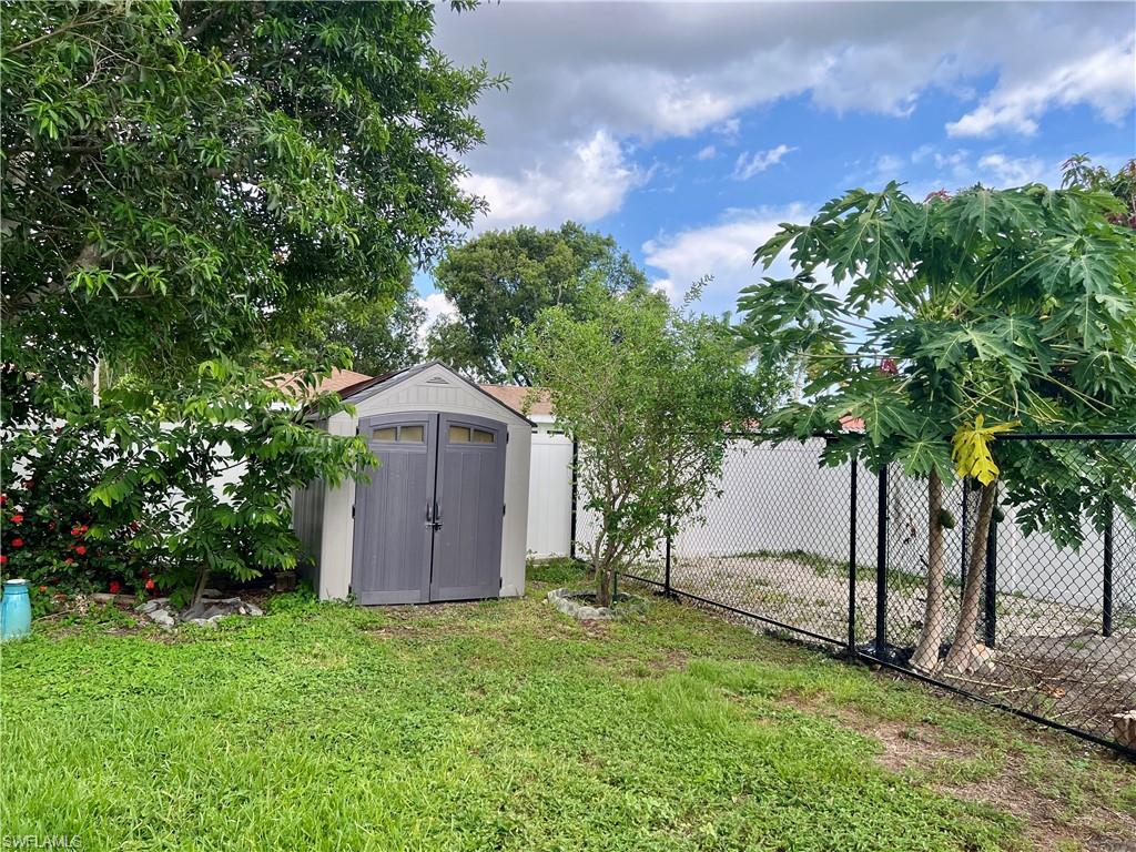 CAPE CORAL - Residential Lease