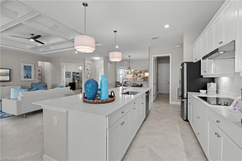 TUCKERS COVE - Residential