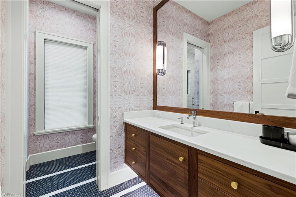 METES AND BOUNDS - Residential