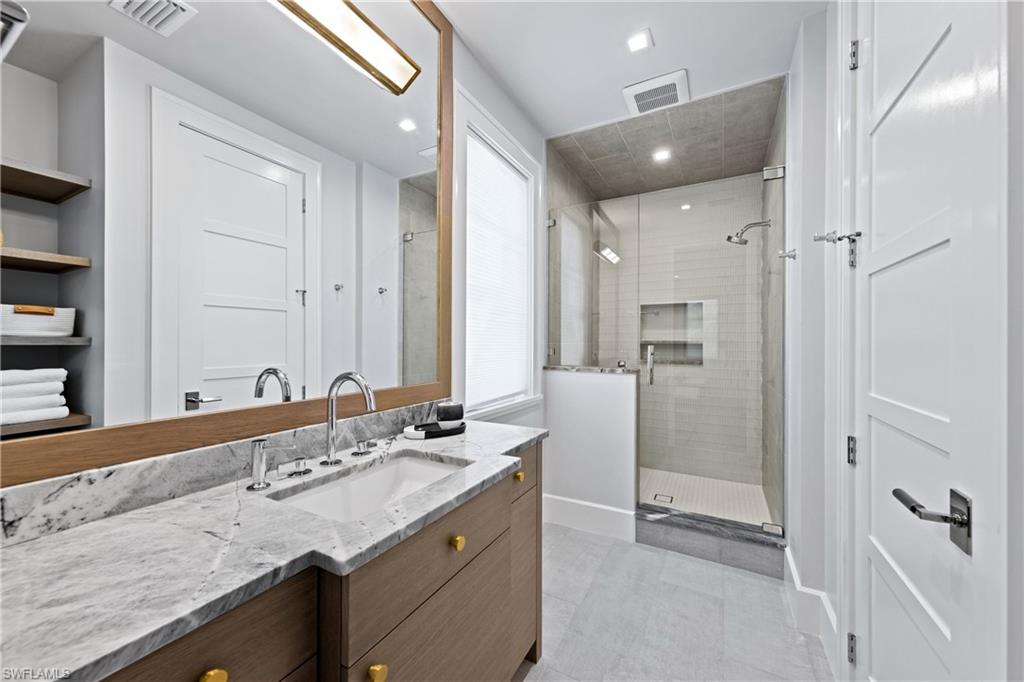 METES AND BOUNDS - Residential