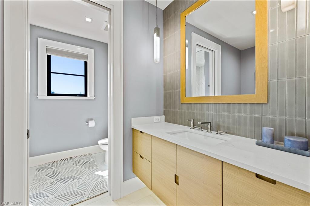 METES AND BOUNDS - Residential