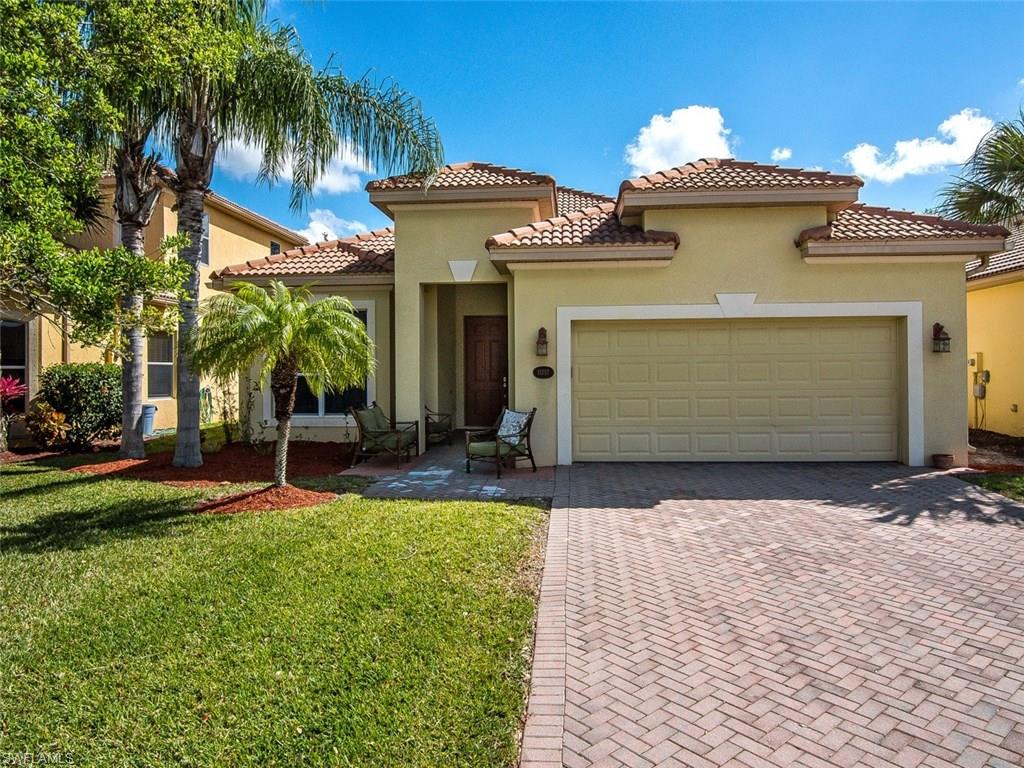 Best value in Bella Terra!!! Do not let this one get away....You will love this street and floorplan! This home is situated on a premium cul-de-sac street where the kids can come out and play without the worries of heavy thru-traffic. The Foxhall model has an inviting foyer area leading to one of the nicest open layouts you'll see in the area.
Lots of great architectural detail such as arches, niches, rounded corners, 8 ft doors (one of which pockets and closes off the guest quarters with its own bath (Beds 2 and 3) The 4th bedroom has glass french doors creating the perfect home office with a large walk in closet. The kitchen overlooks the wide open living area offering beautiful staggered maple wood cabinetry and has plenty space to move around and entertain! Bella Terra has a Resort-style Clubhouse, 24 hour fitness center, activities for all ages, resort pool and spa, children's play area, tennis courts, pickle ball, walking trails and much more...and the best part is the LOW HOA fees you get in beautiful Bella Terra!