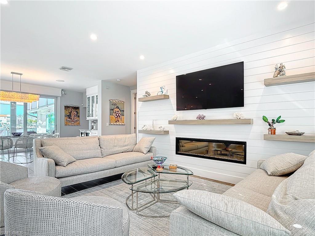 SHELL HARBOR - Residential
